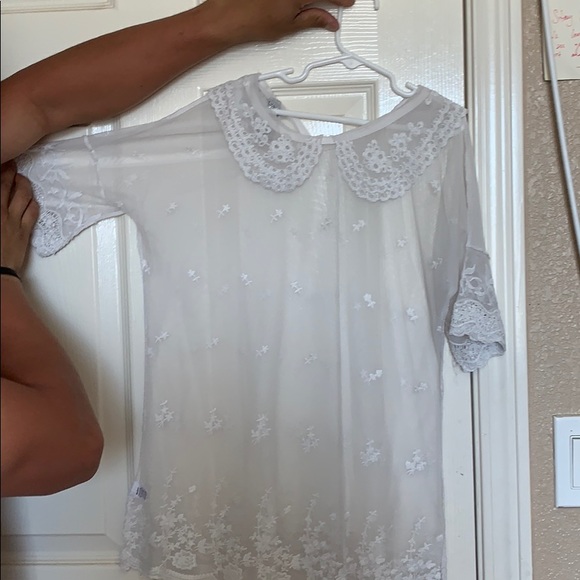 Lace see through shirt - Picture 2 of 2